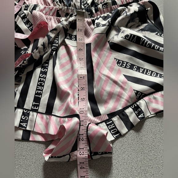 Victoria’s Secret Silky Pj Romper Size Large - Picture 13 of 15